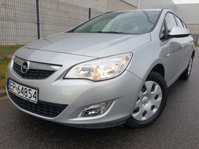 Używane Opel Astra - 17 900 PLN, 280 000 km, 2011