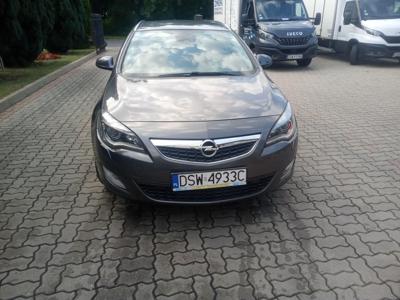 Używane Opel Astra - 28 500 PLN, 204 000 km, 2011