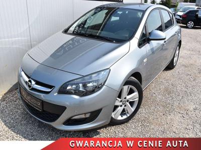 Używane Opel Astra - 23 999 PLN, 246 000 km, 2013