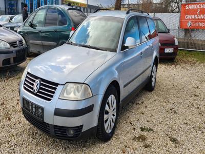 Używane Volkswagen Passat - 5 000 PLN, 163 043 km, 2003