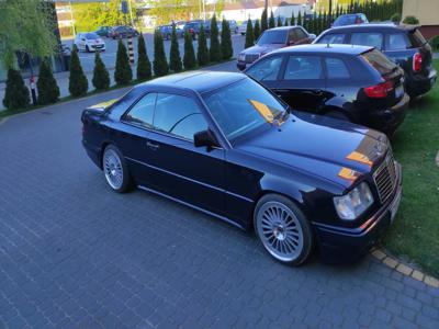 Używane Mercedes-Benz Klasa E - 36 900 PLN, 211 000 km, 1993