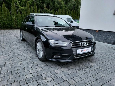 Audi A4 ** LEDy ** Skora ** Chrom ** Bezwypadkowa **