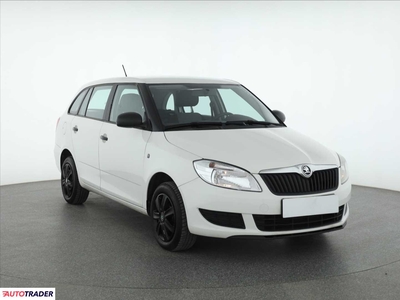 Skoda Fabia 1.6 73 KM 2014r. (Piaseczno)