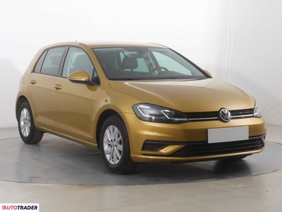 Volkswagen Golf 1.0 108 KM 2017r. (Piaseczno)