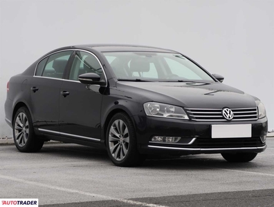 Volkswagen Passat 1.8 158 KM 2011r. (Piaseczno)