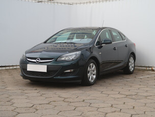 Opel Astra 2016 1.4 T 105568km zielony