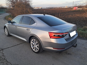 Skoda Superb 2019 iV 1.4 TSI PHEV 54964km 160kW