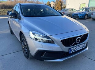 Volvo V40 II Hatchback Facelifting 2.0 D3 150KM 2018