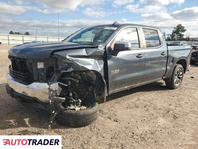 Chevrolet Silverado 5.0 benzyna 2020r. (HOUSTON)