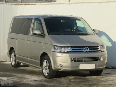 Volkswagen Caravelle , L1H1, 6 Miejsc