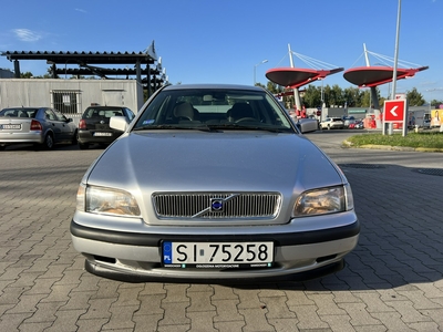 Volvo S40