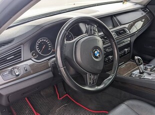 BMW 740 idealny, bezwypadkowy, mały przebieg