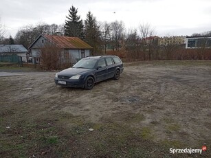 Fajne i Bezawaryjne Mondeo Kombi mały przebieg