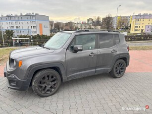 Jeep Renegate z niskim przebiegiem i instalacją LPG na gwarancji