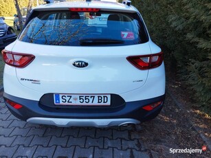 Kia Stonic 1,2 benzyna przebieg tylko 49tys. km bardzo bogate wyposaż.