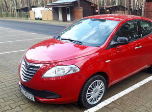 Lancia Ypsilon 1,2 2012r