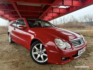 * Mercedes C180 Kompressor 2006 * Ładny Zadbany Panorama **