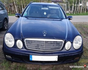 Mercedes E klasa kombi W211 granatowy