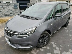 Opel Zafira 1.6 dizel 7 foteli navigacja