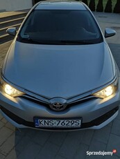 Toyota Auris Kombi 1.4 D4D z polskiego salonu.