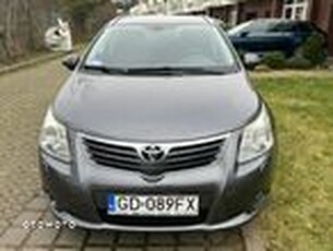 Używany Toyota Avensis 2010