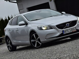 Volvo V40 II Cross Country 2.0 D3 DRIVE-E 150KM 2016