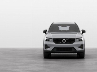 Volvo XC40 Crossover Facelifting 2.0 B3 163KM 2024