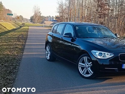 BMW Seria 1 116d Sport Line