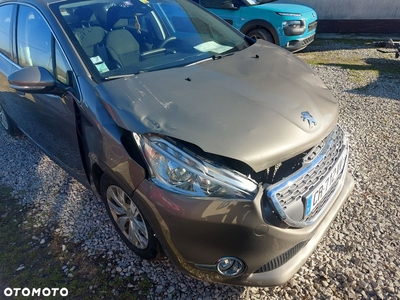 Peugeot 208 1.6 e-HDi Allure STT