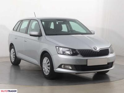 Skoda Fabia 1.4 103 KM 2015r. (Piaseczno)