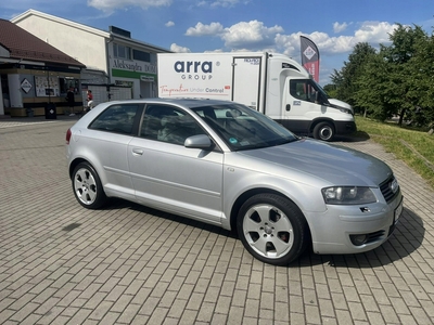 Audi A3 8P Hatchback 3d 2.0 FSI 150KM 2003