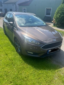 Ford focus w wersji wyposażenia Trend Sport 1.5 EcoBoost o mocy 182 KM