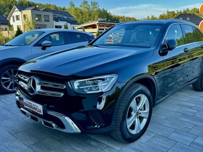 Mercedes GLC 300 300eq hybrid-plugin moc 320KM full led navi kamera skóry 4-matic gwar