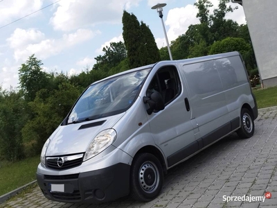 Opel Vivaro Lift LONG Blaszak Hak klima