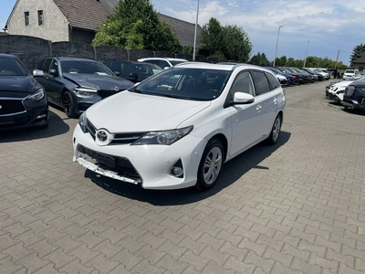 Toyota Auris II Touring Sports Valvematic 130 132KM 2014