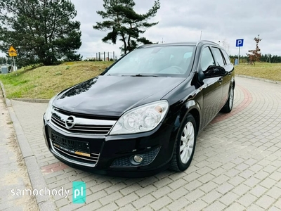 Opel Astra J