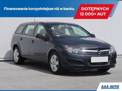 Opel Astra J Sports Tourer 1.7 CDTI ECOTEC 110KM 2011