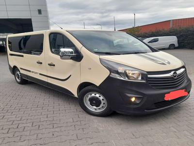 Opel vivaro 9 osób long 2x klima trafic
