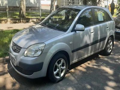 Używane Kia Rio - 10 000 PLN, 210 000 km, 2006