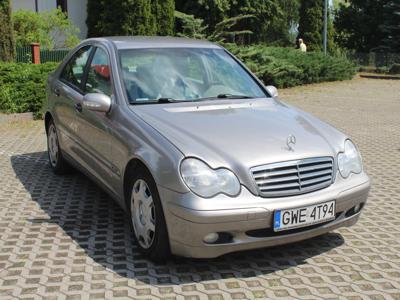 Używane Mercedes-Benz Klasa C - 11 900 PLN, 296 490 km, 2003