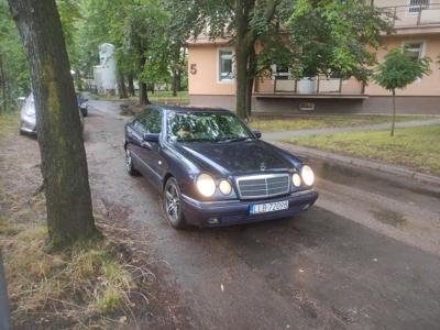 Używane Mercedes-Benz Klasa E - 9 900 PLN, 240 000 km, 1998