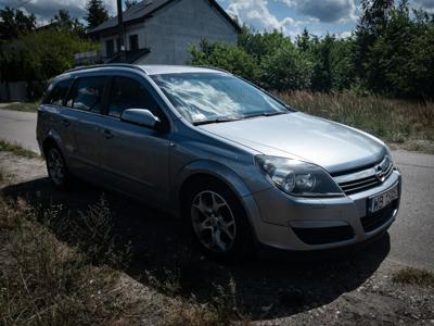 Używane Opel Astra - 8 000 PLN, 329 612 km, 2005