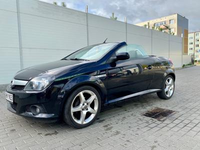 Używane Opel Tigra - 7 600 PLN, 212 570 km, 2005