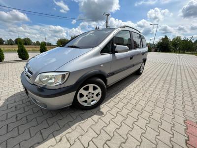 Używane Opel Zafira - 5 500 PLN, 270 250 km, 2002