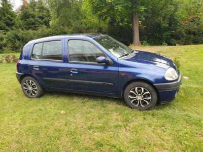 Używane Renault Clio - 3 900 PLN, 153 000 km, 2001