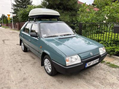 Używane Skoda Favorit - 5 900 PLN, 89 896 km, 1992