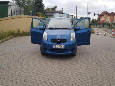 Używane Toyota Yaris - 10 900 PLN, 261 623 km, 2007