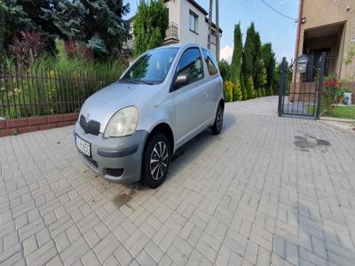 Używane Toyota Yaris - 4 499 PLN, 213 768 km, 2003