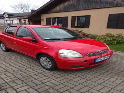 Używane Toyota Yaris - 5 400 PLN, 224 543 km, 2003