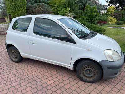 Używane Toyota Yaris - 4 900 PLN, 166 400 km, 2005